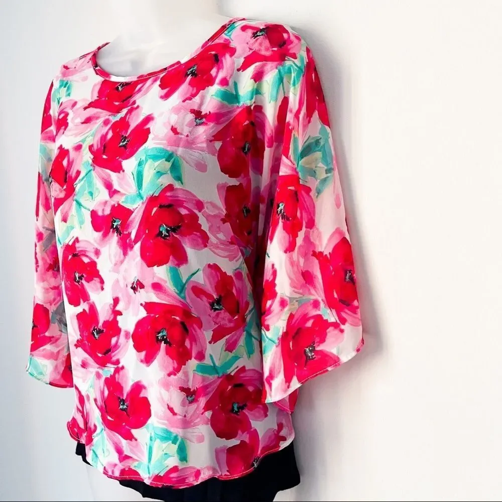 🌺 FAITH AND JOY | Floral Blouse with Black Tank - Picture 4 of 10